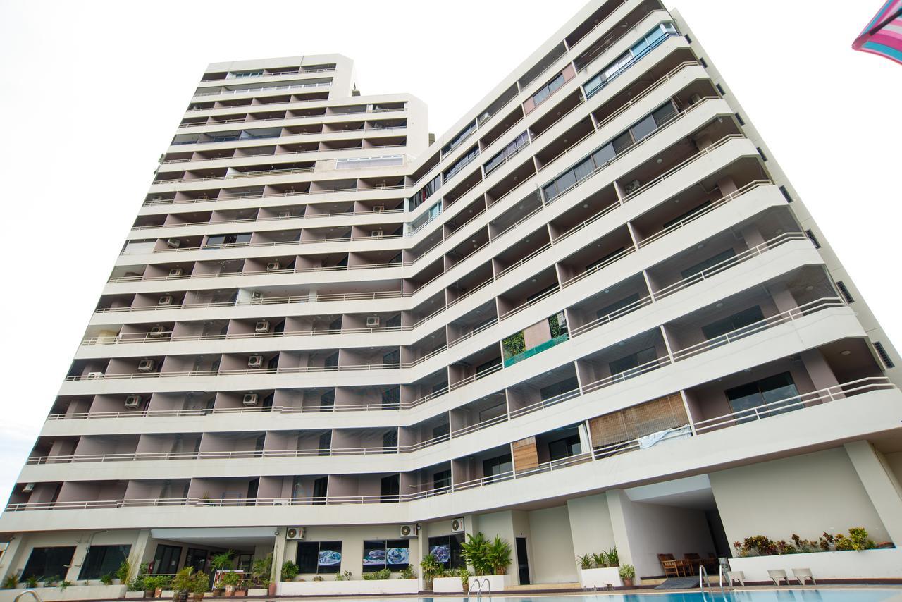 Angket Hip Residence Pattaya Ngoại thất bức ảnh