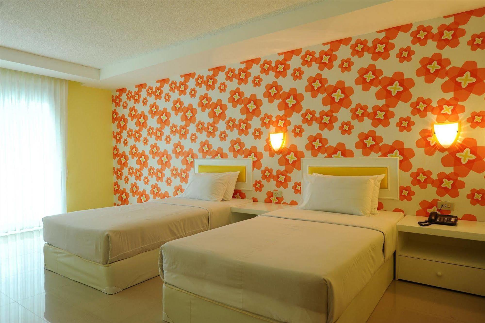 Angket Hip Residence Pattaya Ngoại thất bức ảnh