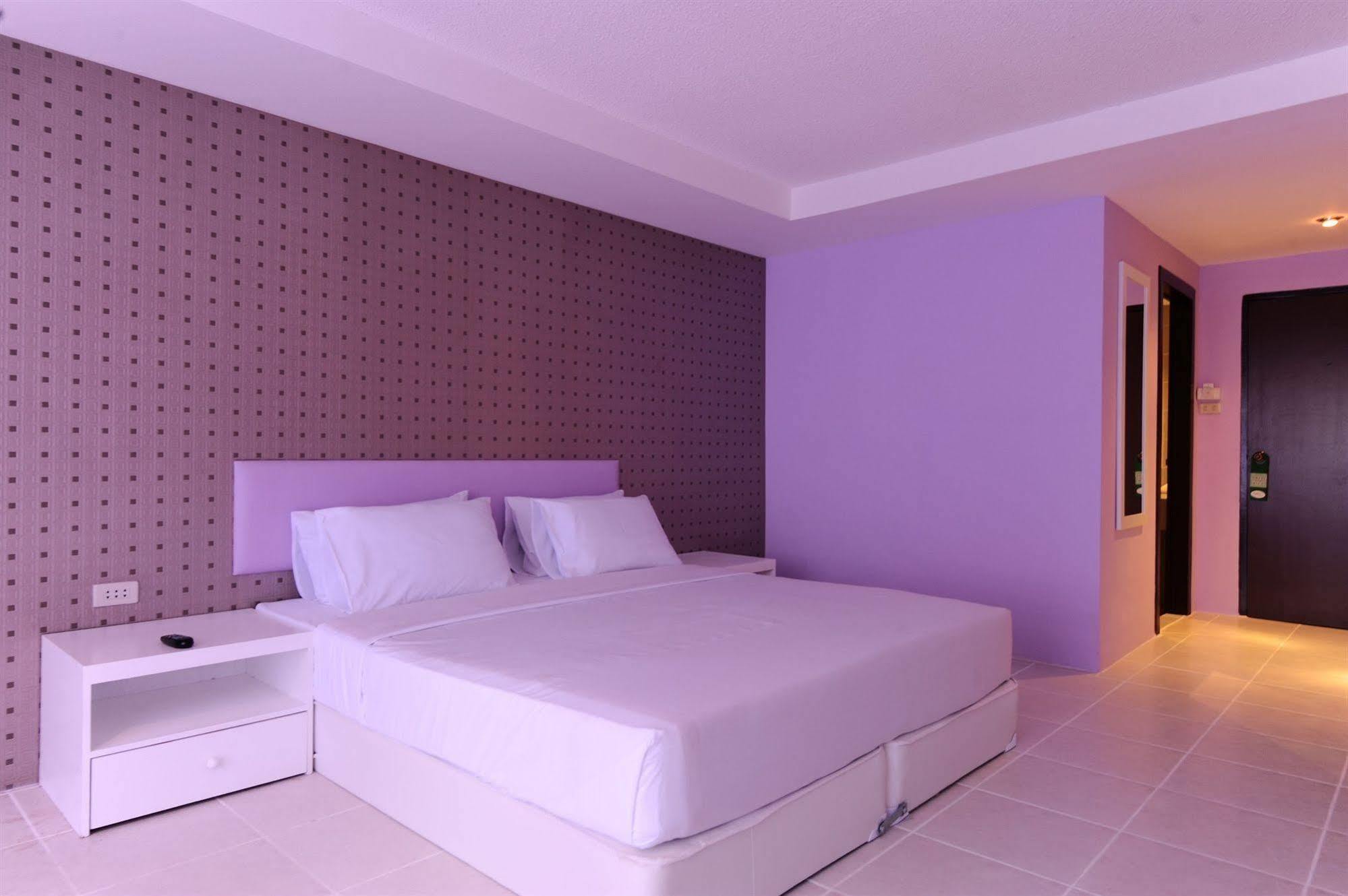 Angket Hip Residence Pattaya Ngoại thất bức ảnh