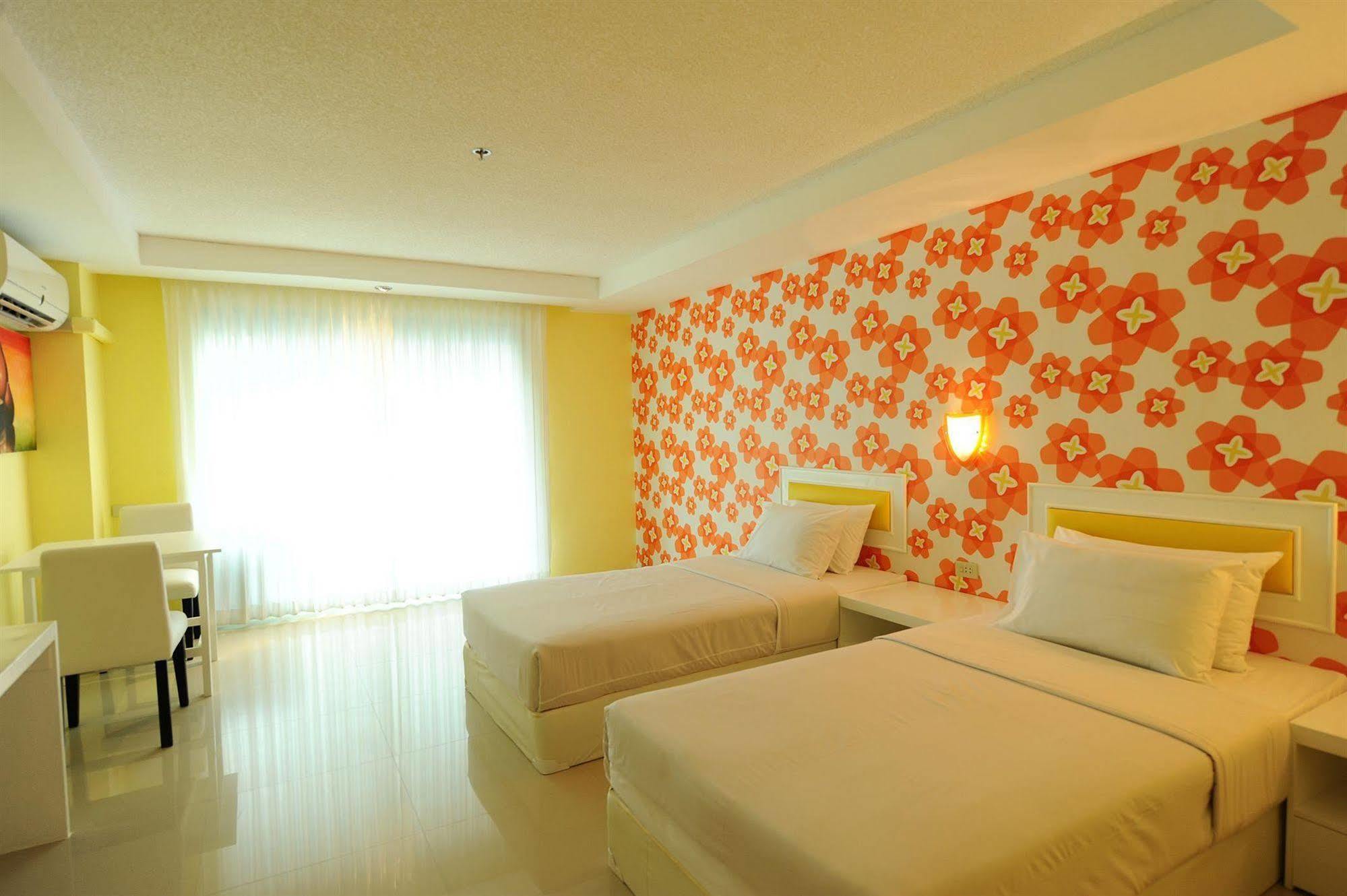 Angket Hip Residence Pattaya Ngoại thất bức ảnh