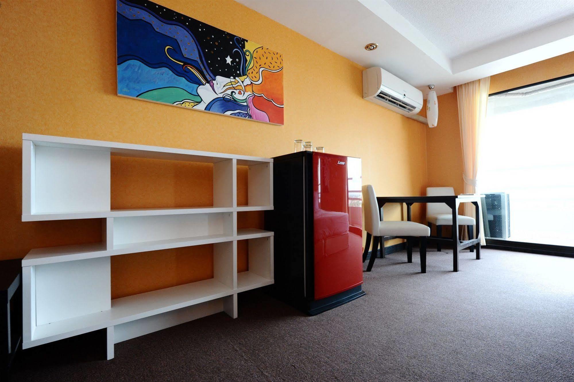 Angket Hip Residence Pattaya Ngoại thất bức ảnh